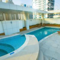 Jannah Place Dubai Marina Бассейн