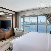 Sheraton Dubai Creek Hotel and Towers