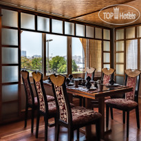 Riviera Hotel Dubai Hana Ресторан