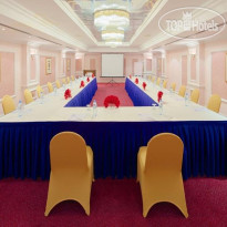 Riviera Hotel Dubai meeting room
