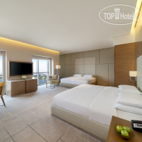 Hyatt Regency Dubai Creek Heights Family room