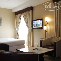 Manhattan Hotel