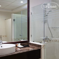 Majestic City Retreat Hotel