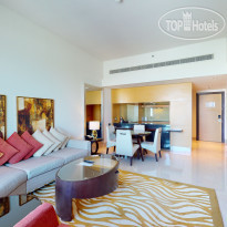 Marriott Executive Apartments Al Jaddaf Гостиная апартаментов с 2 спал