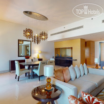 Marriott Executive Apartments Al Jaddaf Гостиная апартаментов с 3 спал