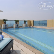 Marriott Executive Apartments Al Jaddaf Бассейн