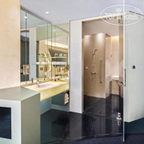 V Hotel Dubai, Curio Collection by Hilton 