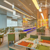 Al Khoory Atrium Hotel 