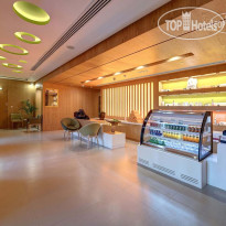 Al Khoory Atrium Hotel 