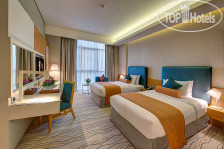 Royal Continental Hotel 4*