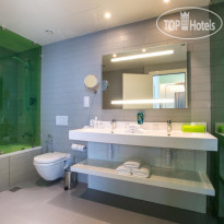 Park Inn by Radisson Dubai Motor City