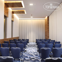 Grand Cosmopolitan Hotel Cosmopolitan Конференц Зал