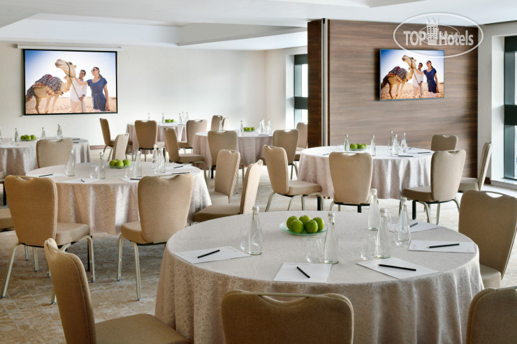 Movenpick Hotel Apartments Downtown Dubai