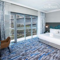 Edge Creekside Hotel Deluxe Room
