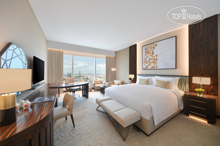 Hotelier's photos Sofitel Dubai The Obelisk 5*