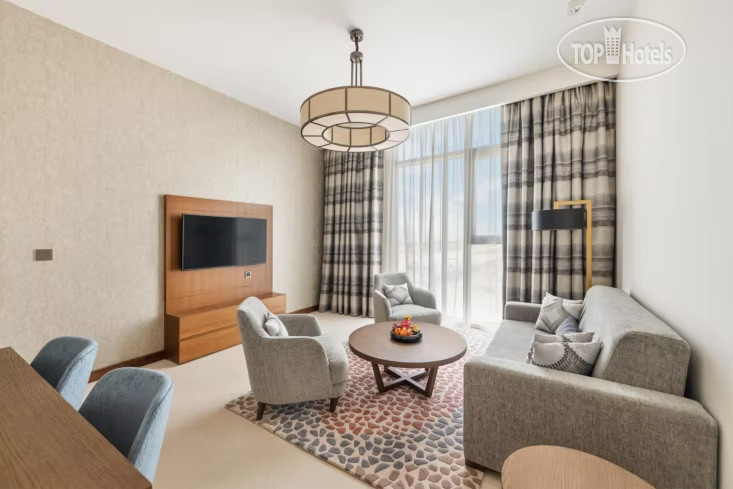 Hotel photo Staybridge Suites Dubai Al-Maktoum Airport 4*