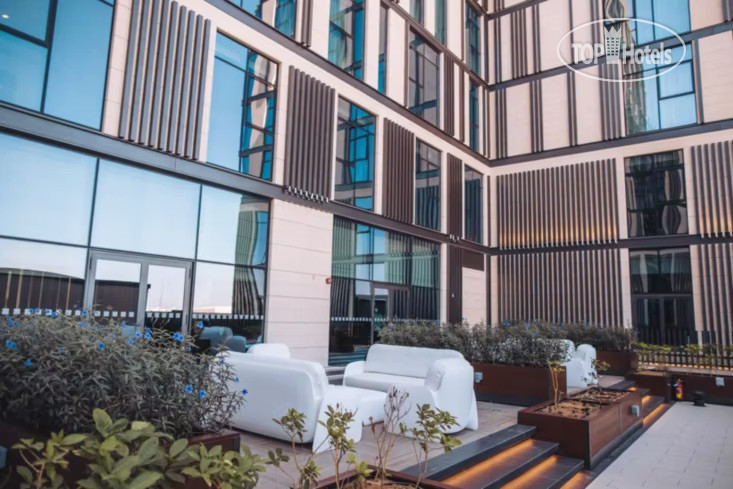 Hotel photo Staybridge Suites Dubai Al-Maktoum Airport 4*