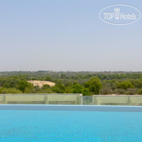 Outdoor Pool в Millennium Place Mirdif 4*
