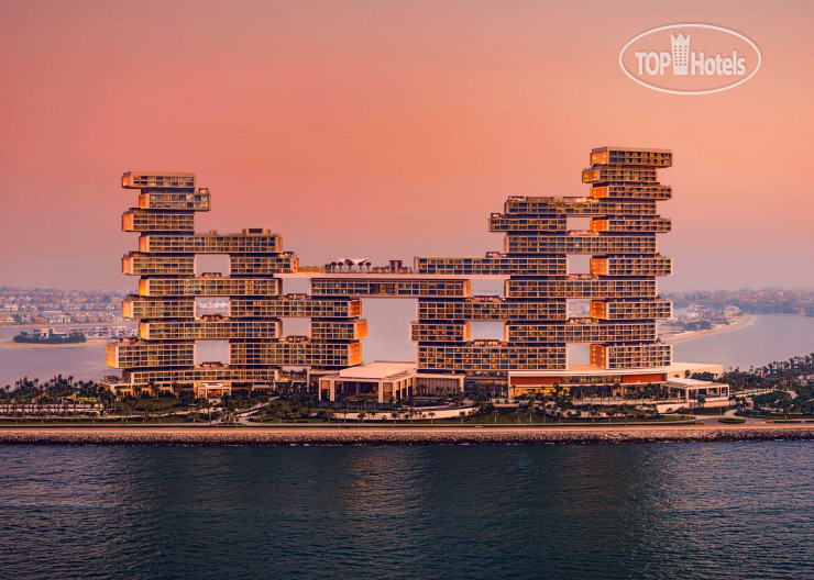 The Royal Atlantis Resort & Residences
