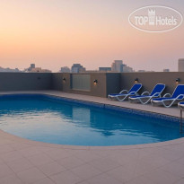 Бассейн в Tamr Inn Hotel 4*