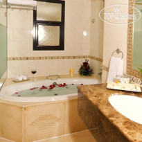 La Quinta by Wyndham Dubai Jumeirah  