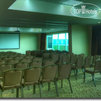 Holiday Inn Express Dubai Airport 