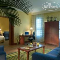 Millennium Lakeview Hotel 