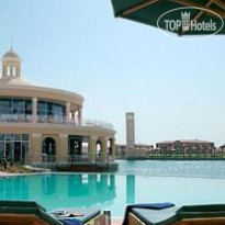 Millennium Lakeview Hotel