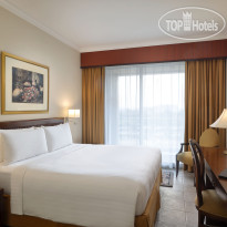 Marriott Executive Apartments Dubai Creek Спальня с одной кроватью
