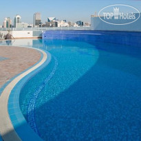Sunday Hotel Holiday international Dubai 