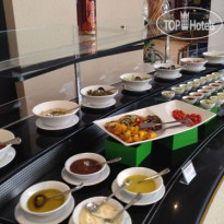 Sunday Hotel Holiday international Dubai 