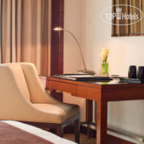 Movenpick Hotel & Apartments Bur Dubai 