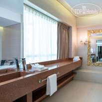 Four Points by Sheraton Sharjah 