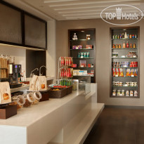 Centro Sharjah C. Deli ... Where I shop.
Cen