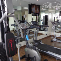 Royal Grand Suite Hotel фитнес зал