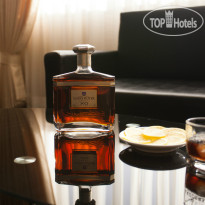 Elis Hotel