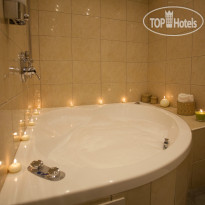 Elis Hotel