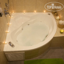 Elis Hotel