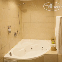 Elis Hotel