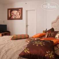 Elis Hotel