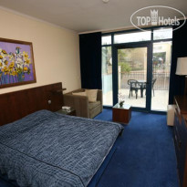 Brown Red Sea - Central Park 