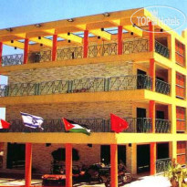 Blue Hotel  