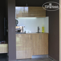 Rich Luxury Suites