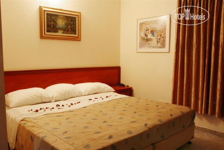 Arlozorov Suites Hotel