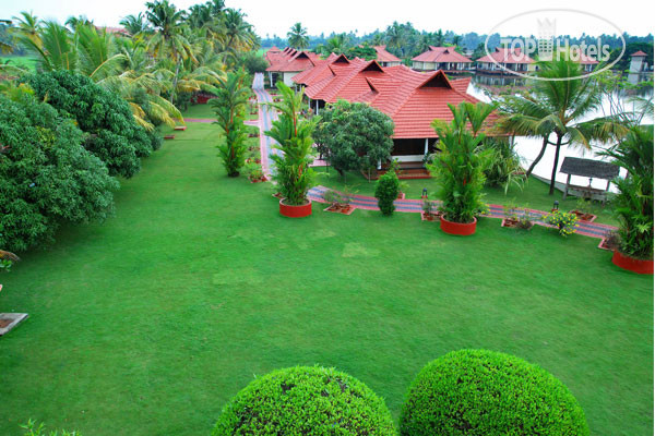 New photos from tourists Lake Palace 4*