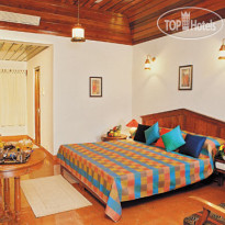 Cocobay Resort 