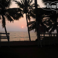 Black Beach Resort