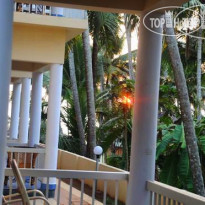 Black Beach Resort
