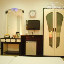 Neeranand Regency - A Pure Vegetarian Boutique Hotel 