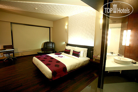 New photos from tourists Chrome Hotel 4*